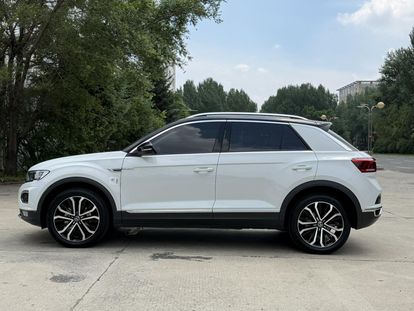 Volkswagen T-Roc 2022 280TSI DSG 2WD PLUS