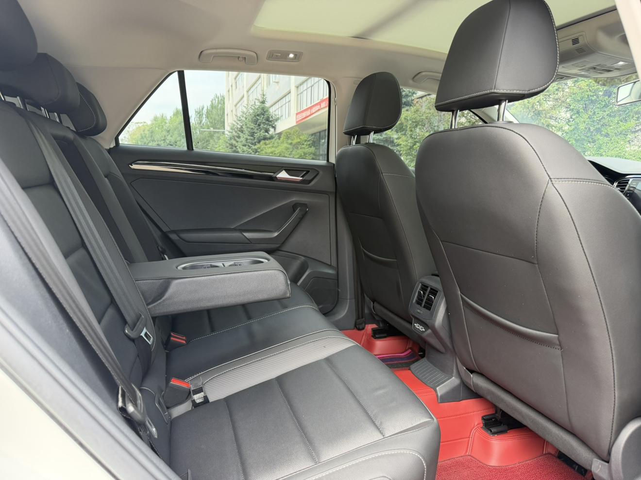 Volkswagen T-Roc 2022 280TSI DSG 2WD PLUS