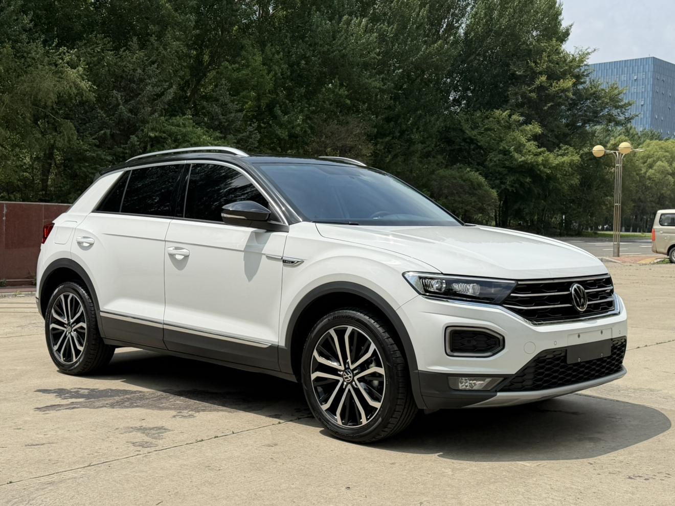 Volkswagen T-Roc 2022 280TSI DSG 2WD PLUS