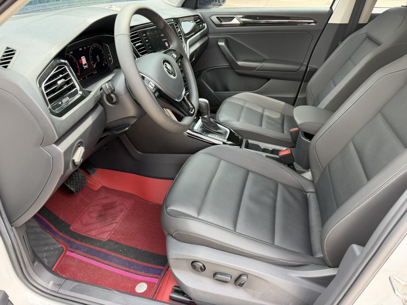 Volkswagen T-Roc 2022 280TSI DSG 2WD PLUS