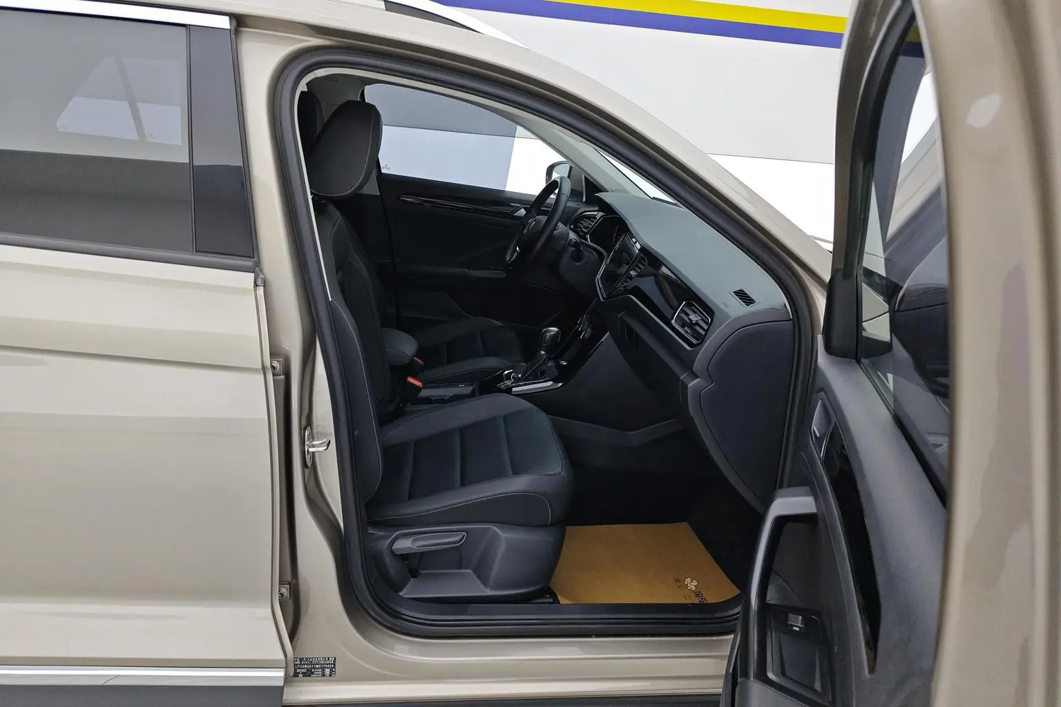 Volkswagen T-Roc 2021 280TSI DSG 2WD Comfort Smart Connected