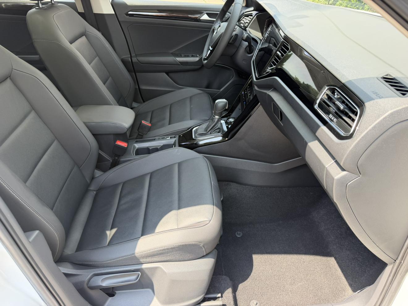 Volkswagen T-Roc 2021 280TSI DSG 2WD Smart Connected