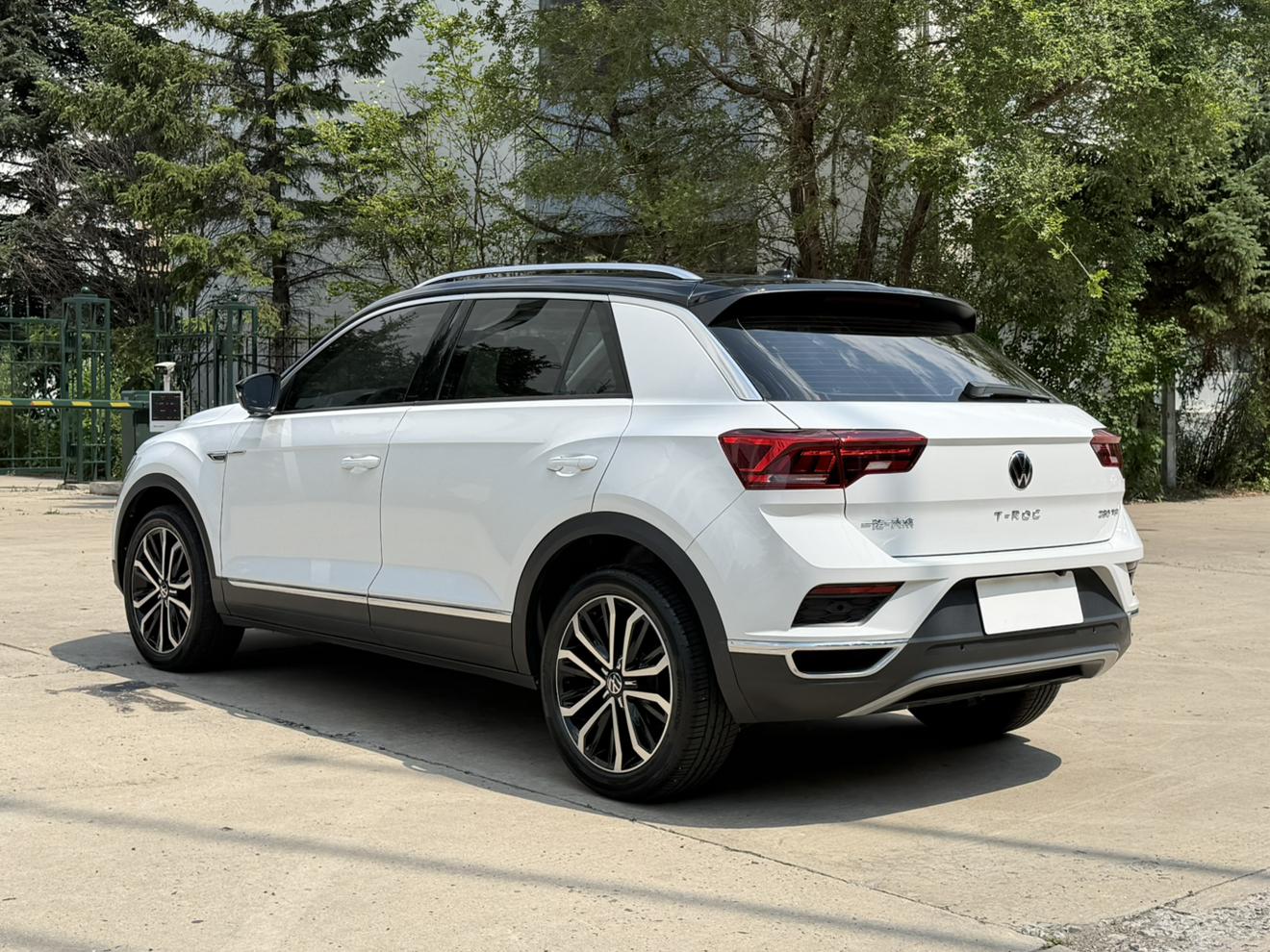 Volkswagen T-Roc 2021 280TSI DSG 2WD Smart Connected