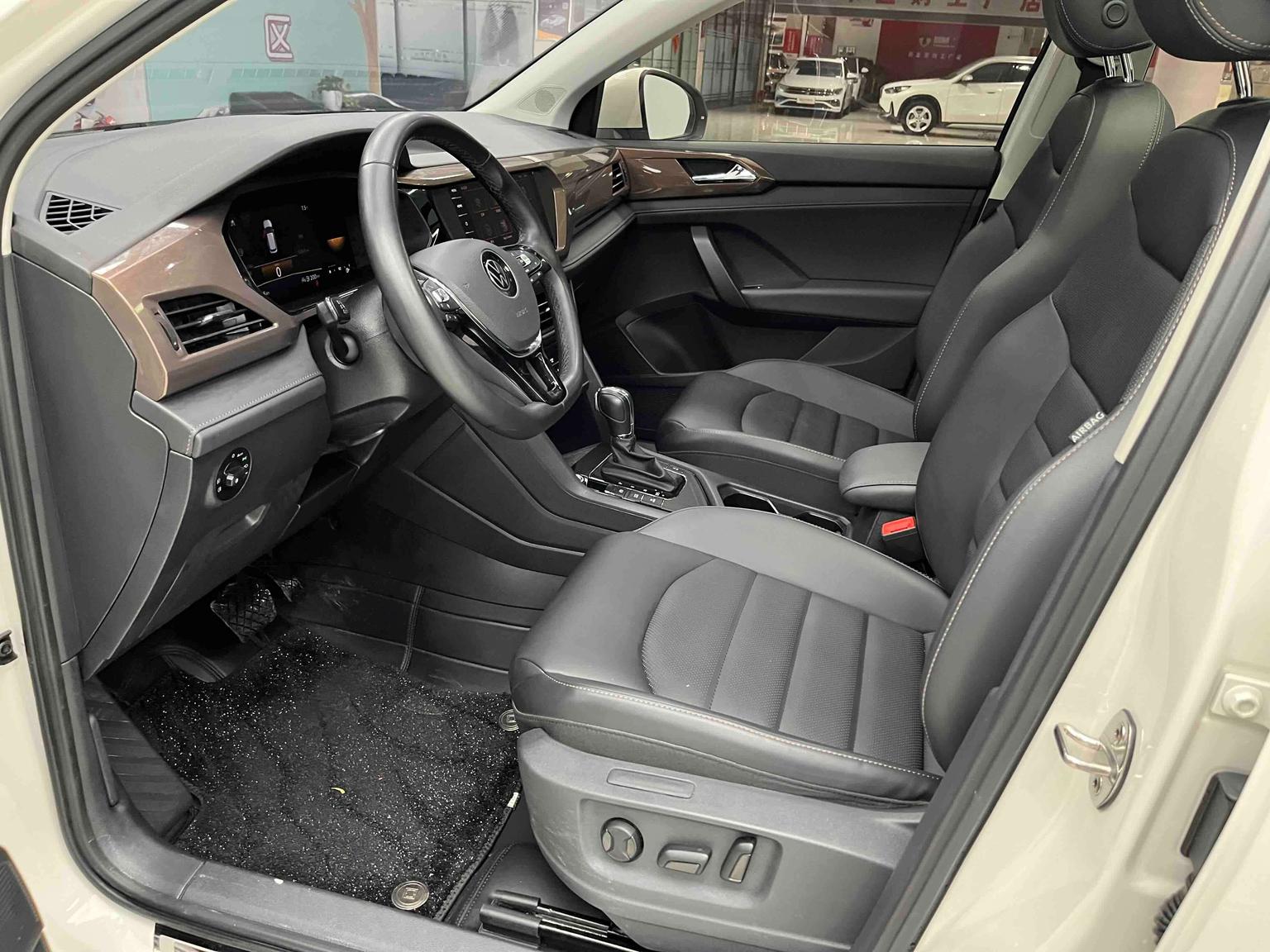 Volkswagen Tharu 2022 280TSI 2WD Luxury
