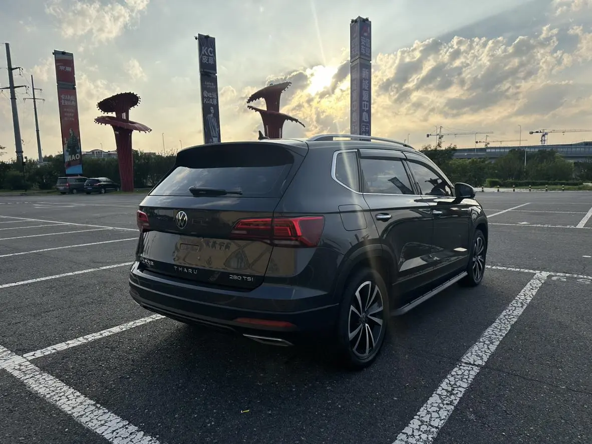 Volkswagen Tharu 2022 280TSI 2WD Luxury