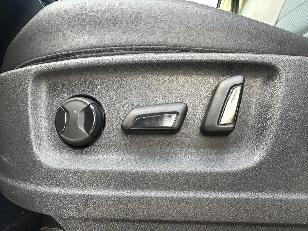 Volkswagen Tharu 2022 280TSI 2WD Luxury