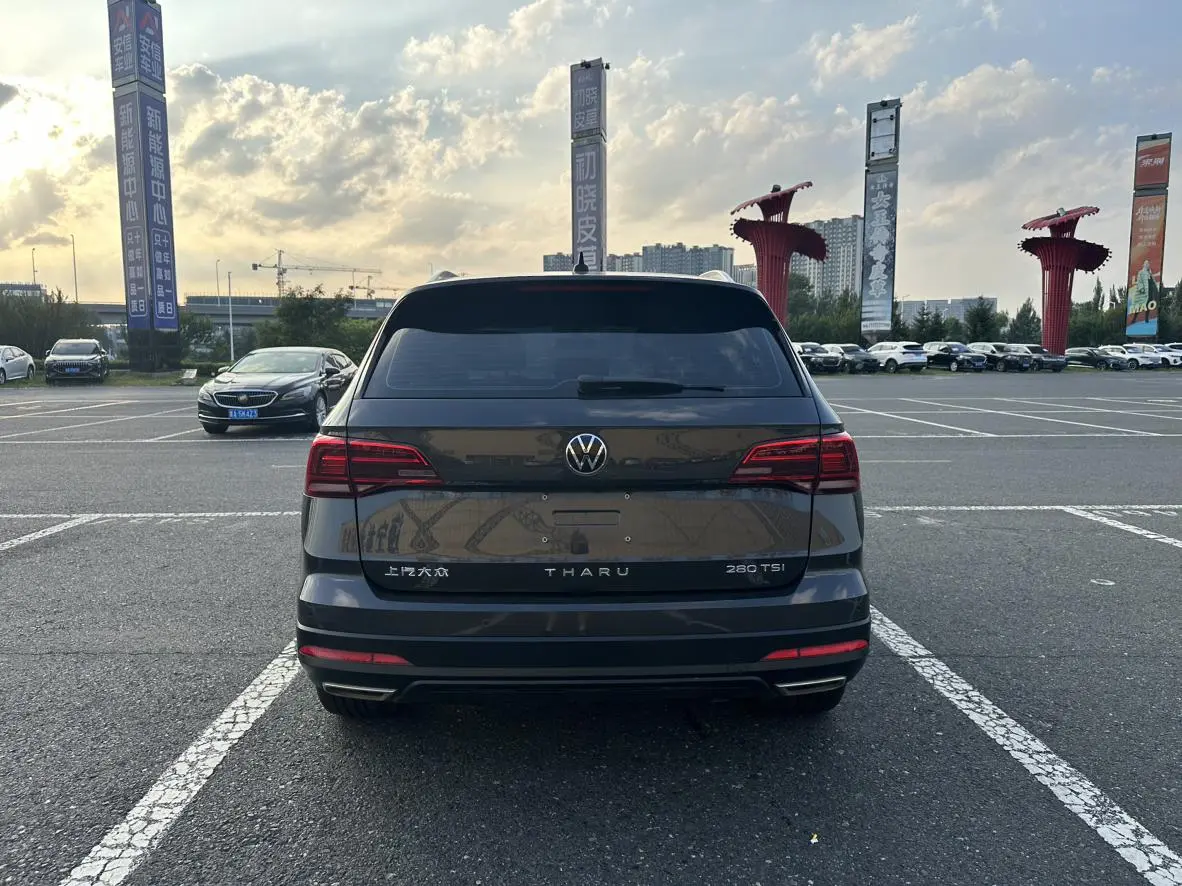 Volkswagen Tharu 2022 280TSI 2WD Luxury