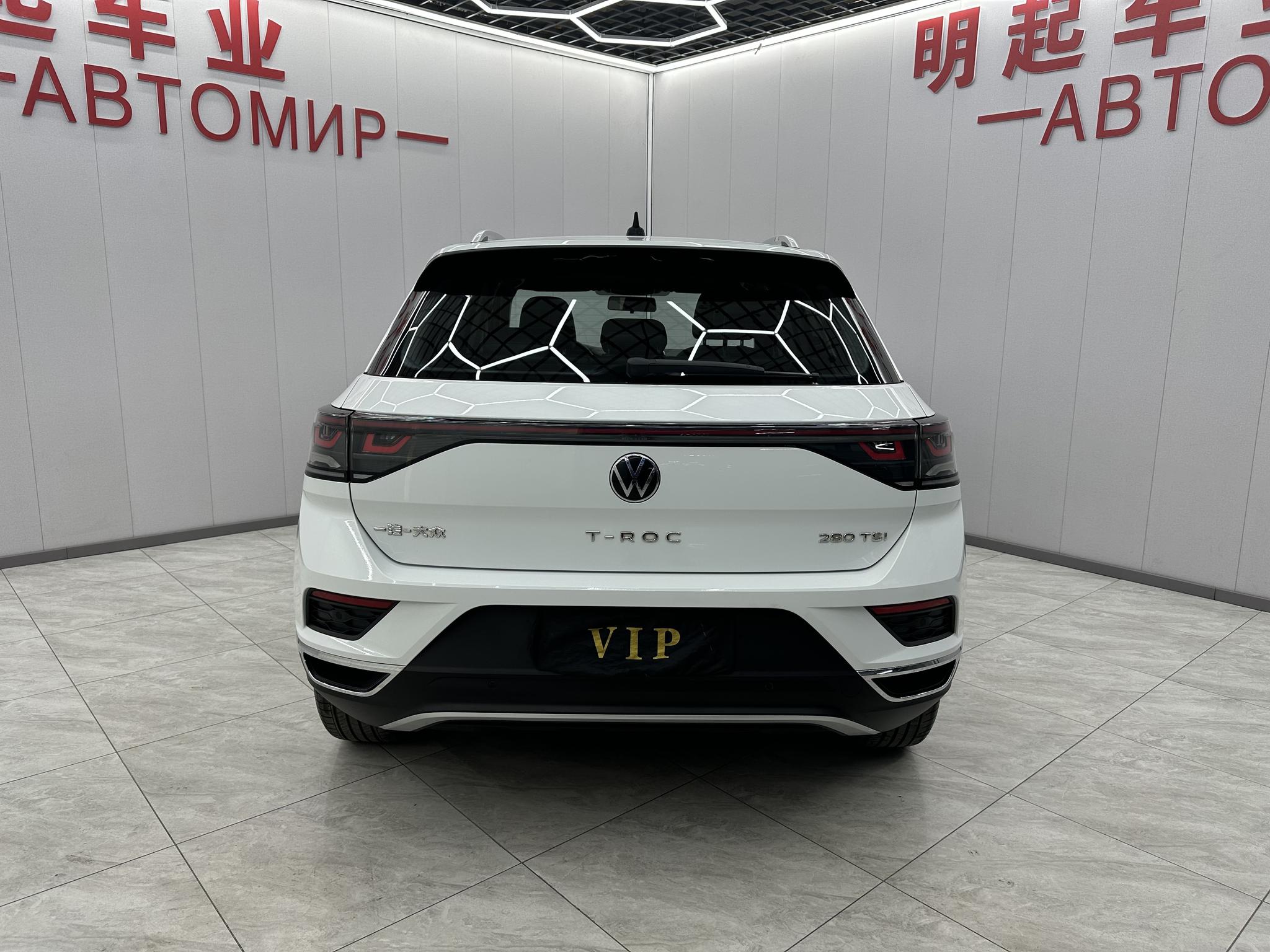 Volkswagen T-Roc 2023 280TSI DSG