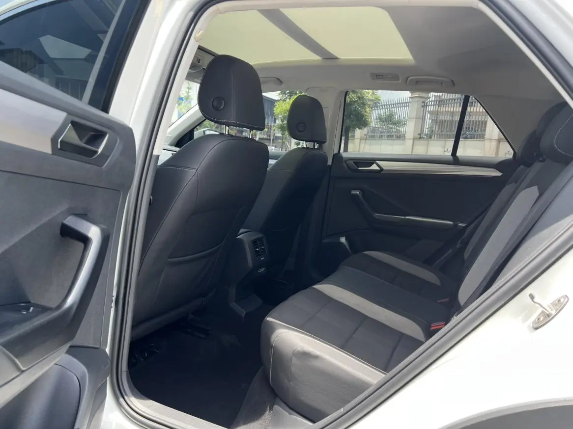 Volkswagen T-Roc 2022 280TSI DSG 2WD PLUS