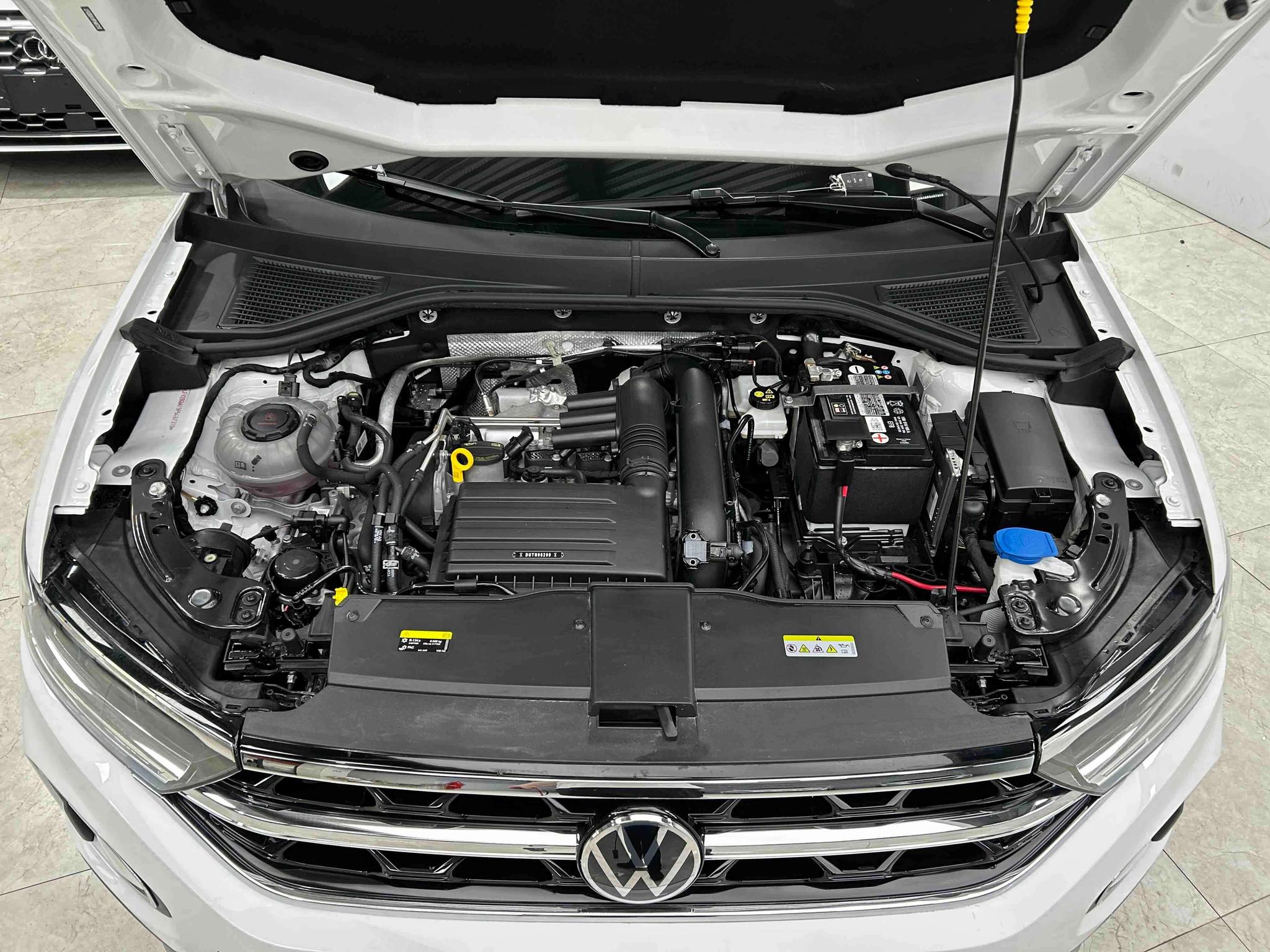 Volkswagen T-Roc 2024 280TSI DSG