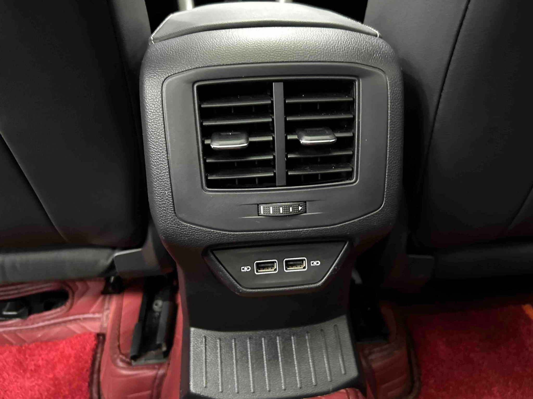 Volkswagen T-Roc 2024 280TSI DSG