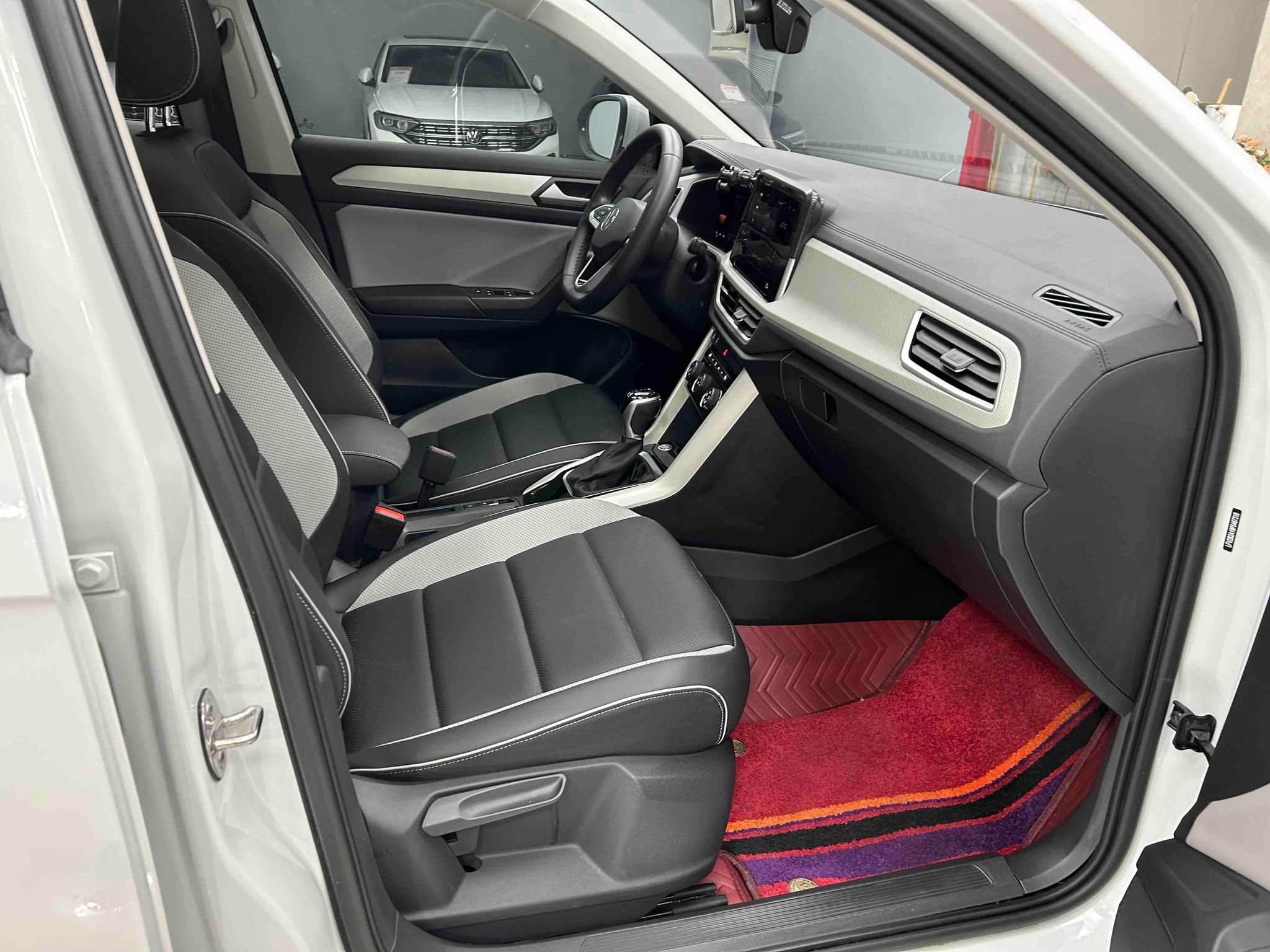 Volkswagen T-Roc 2024 280TSI DSG