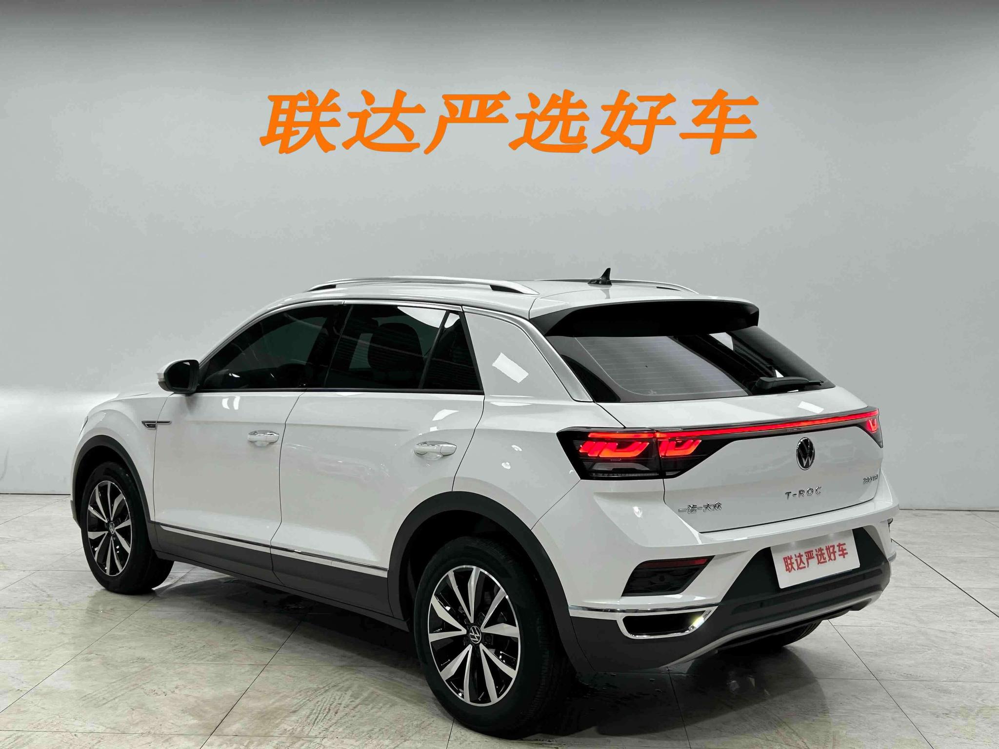Volkswagen T-Roc 2024 280TSI DSG