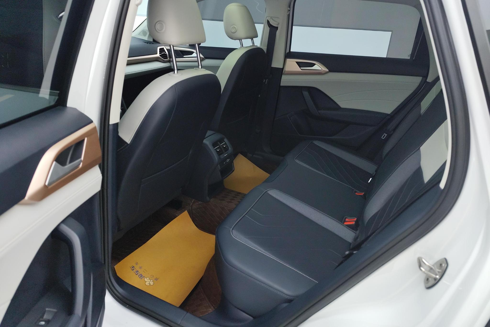 Volkswagen Tharu 2024 300TSI 2WD