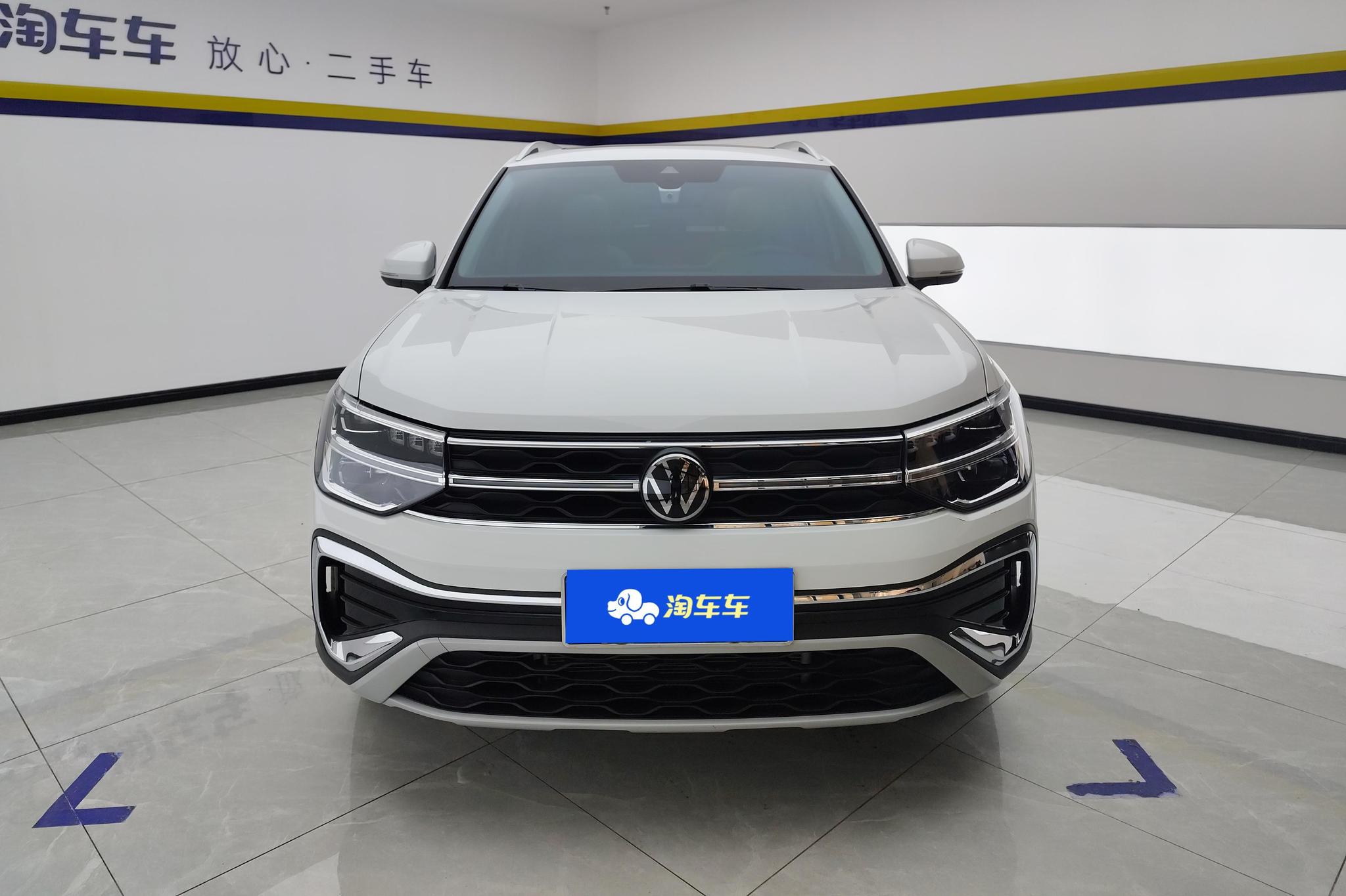 Volkswagen Tharu 2024 300TSI 2WD