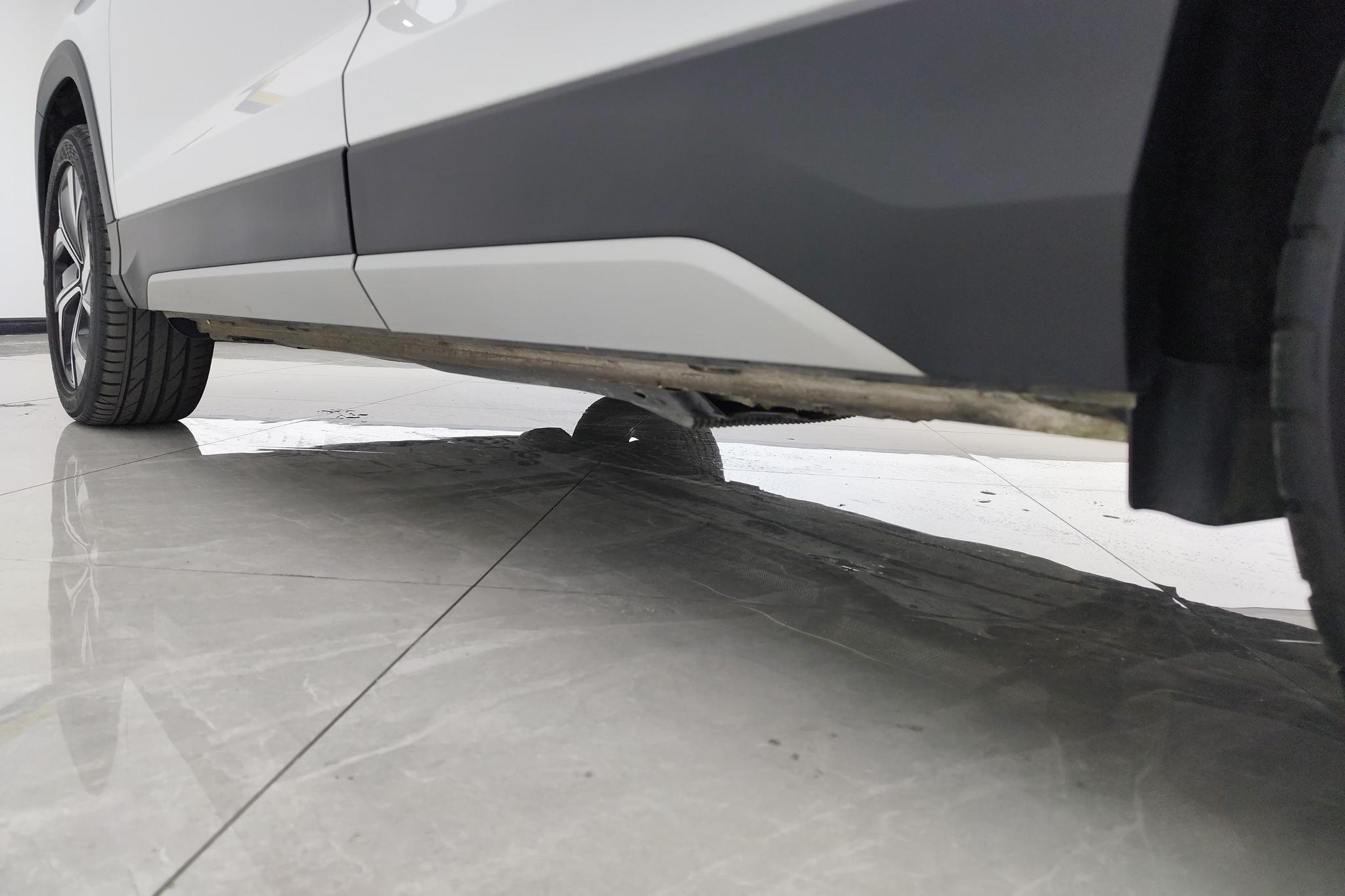 Volkswagen Tharu 2024 300TSI 2WD