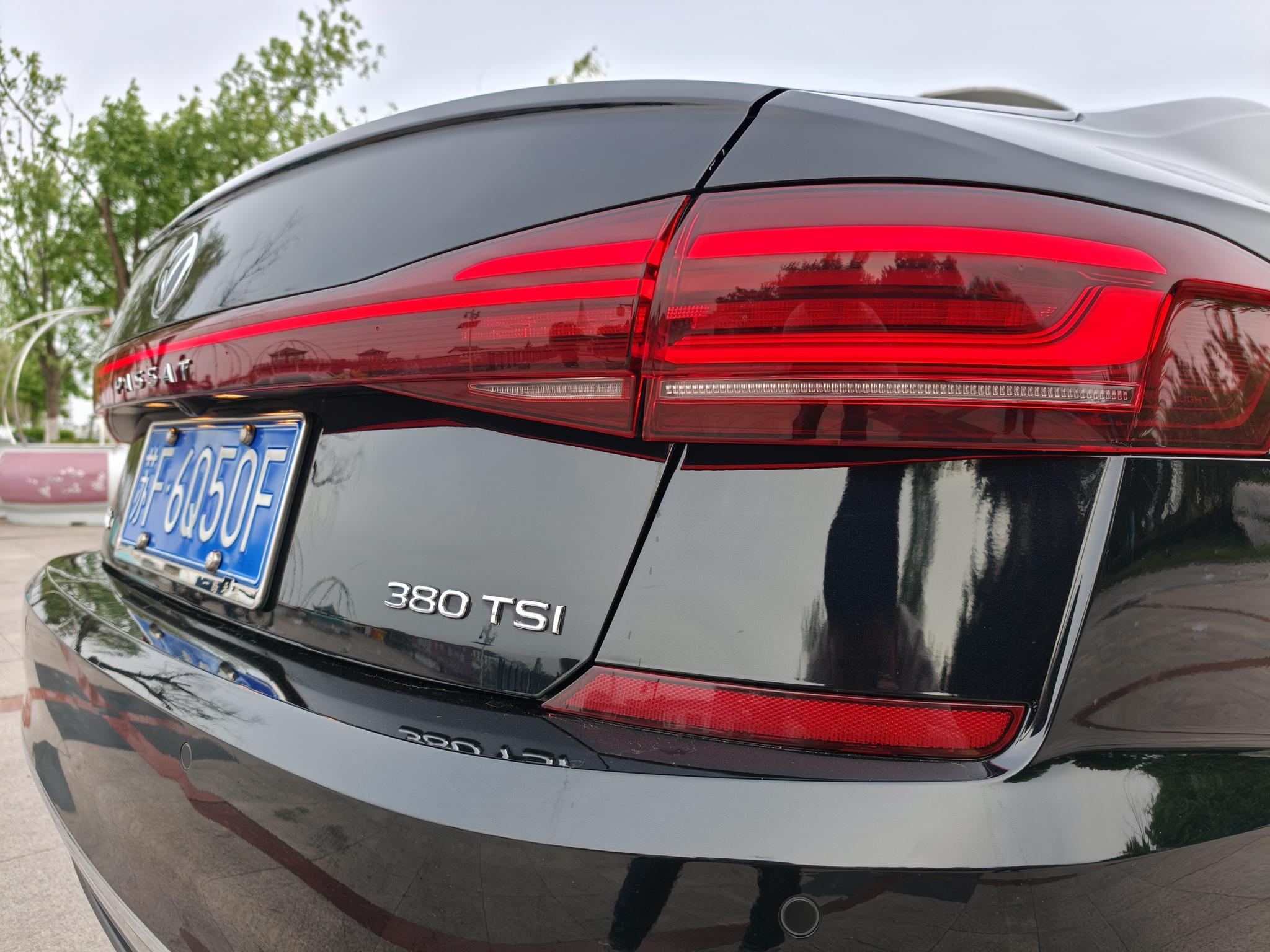 Volkswagen Passat 2022 380TSI Flagship