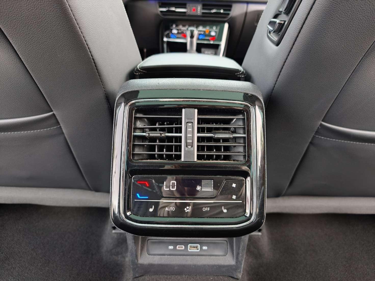 Volkswagen Passat 2022 380TSI Flagship