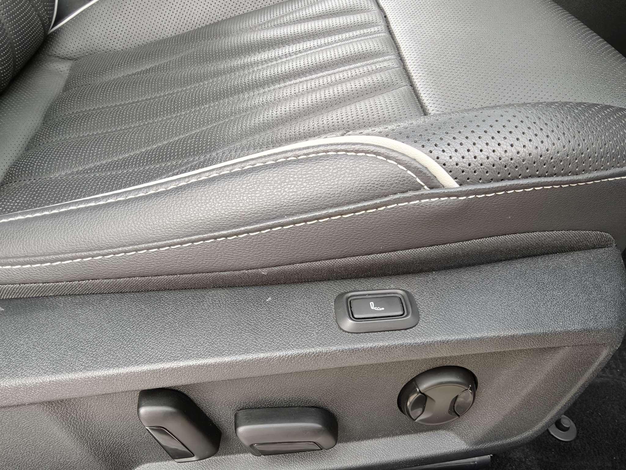 Volkswagen Passat 2022 380TSI Flagship