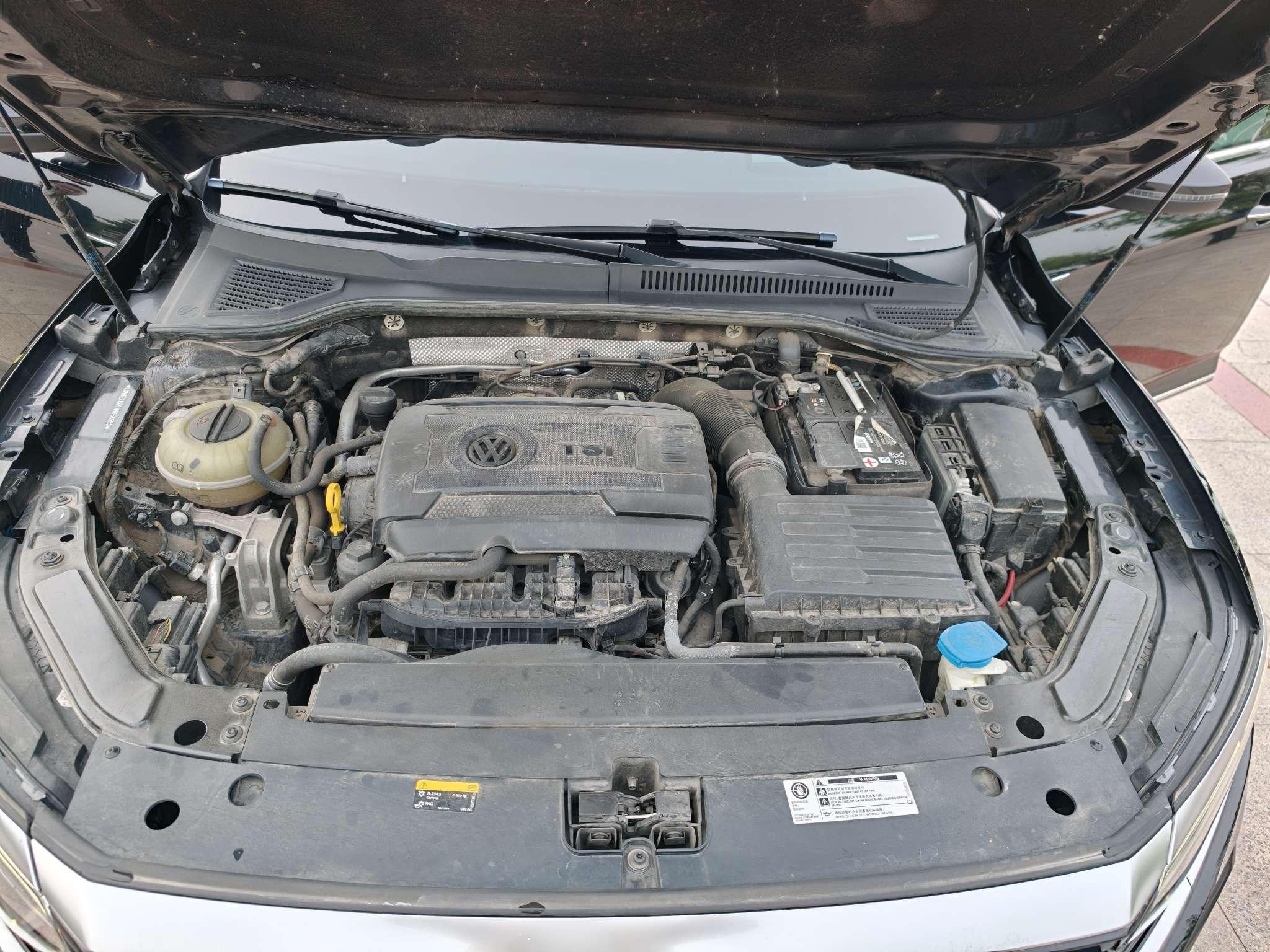 Volkswagen Passat 2022 380TSI Flagship