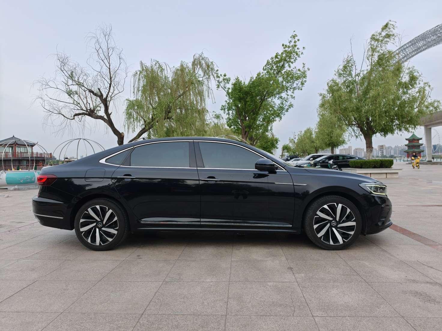 Volkswagen Passat 2022 380TSI Flagship