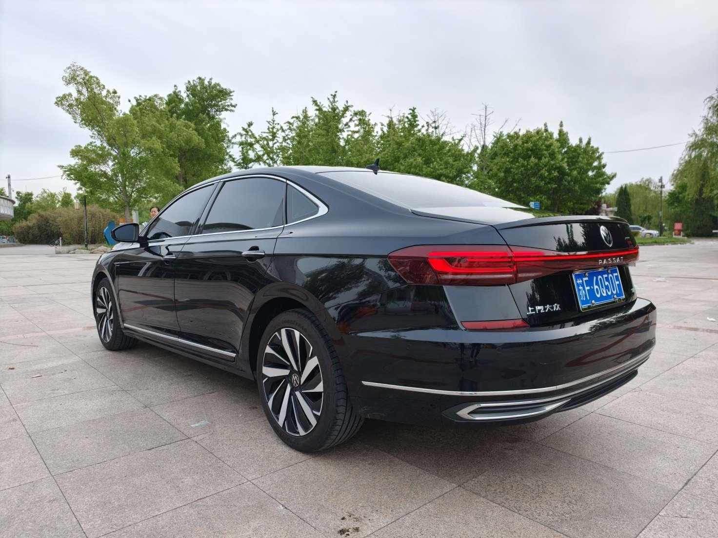 Volkswagen Passat 2022 380TSI Flagship