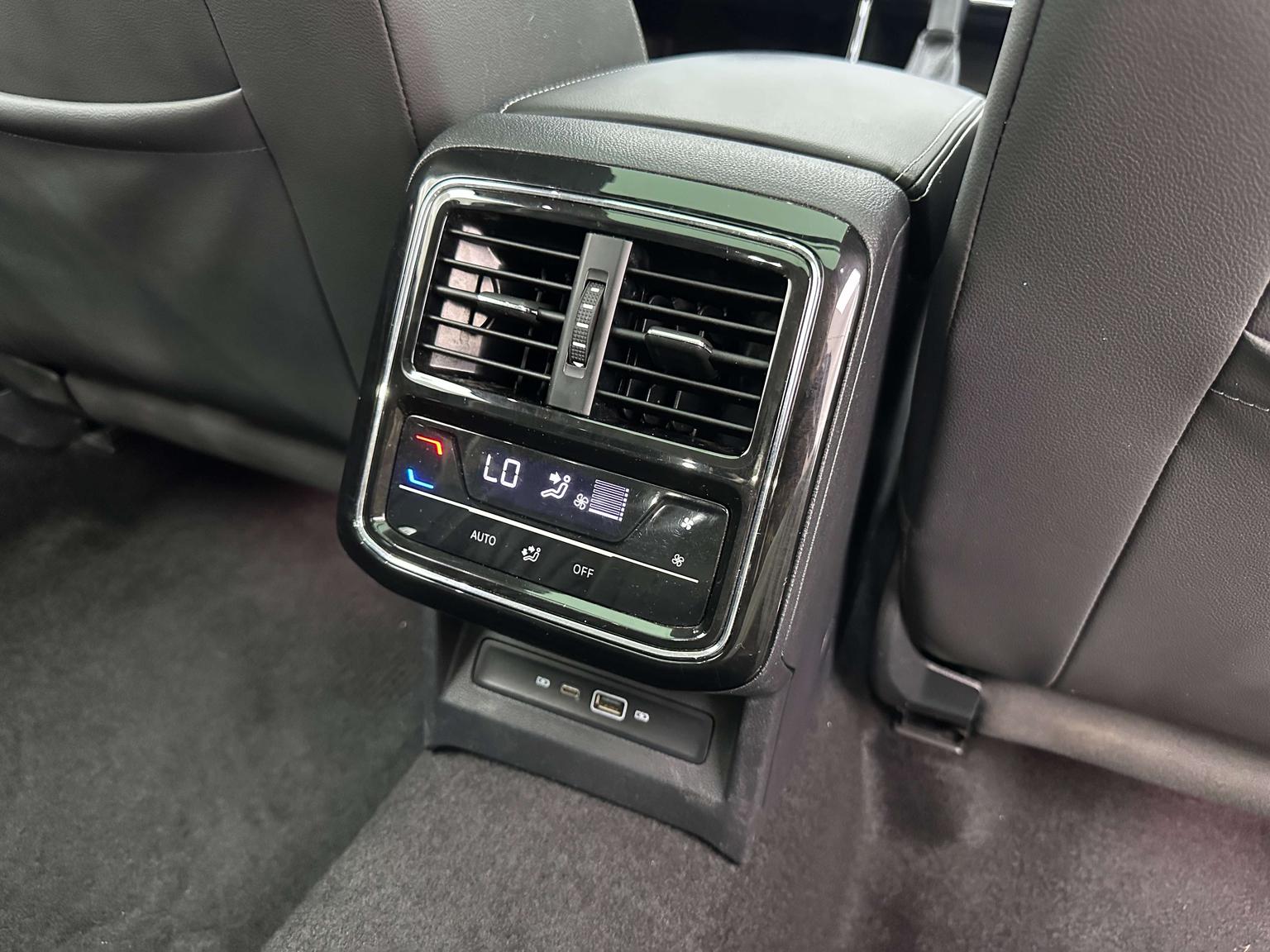 Volkswagen Passat 2024 330TSI Star Elite
