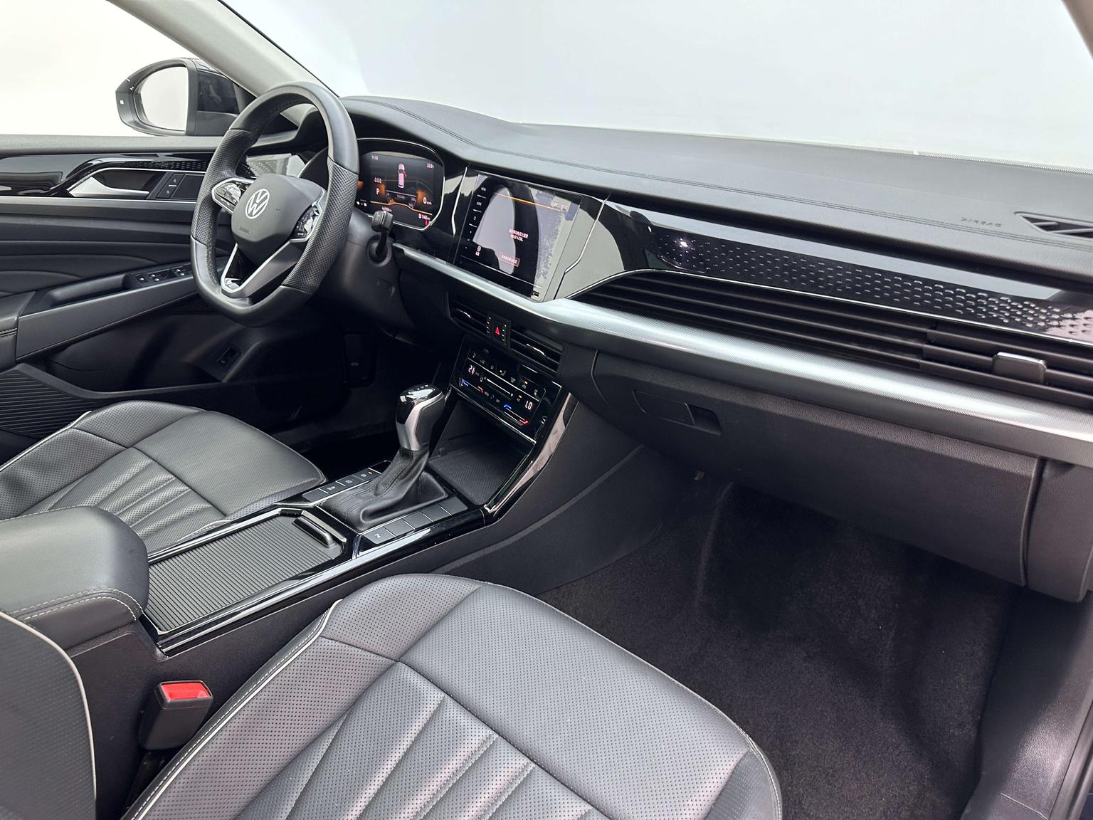 Volkswagen Passat 2024 330TSI Star Elite