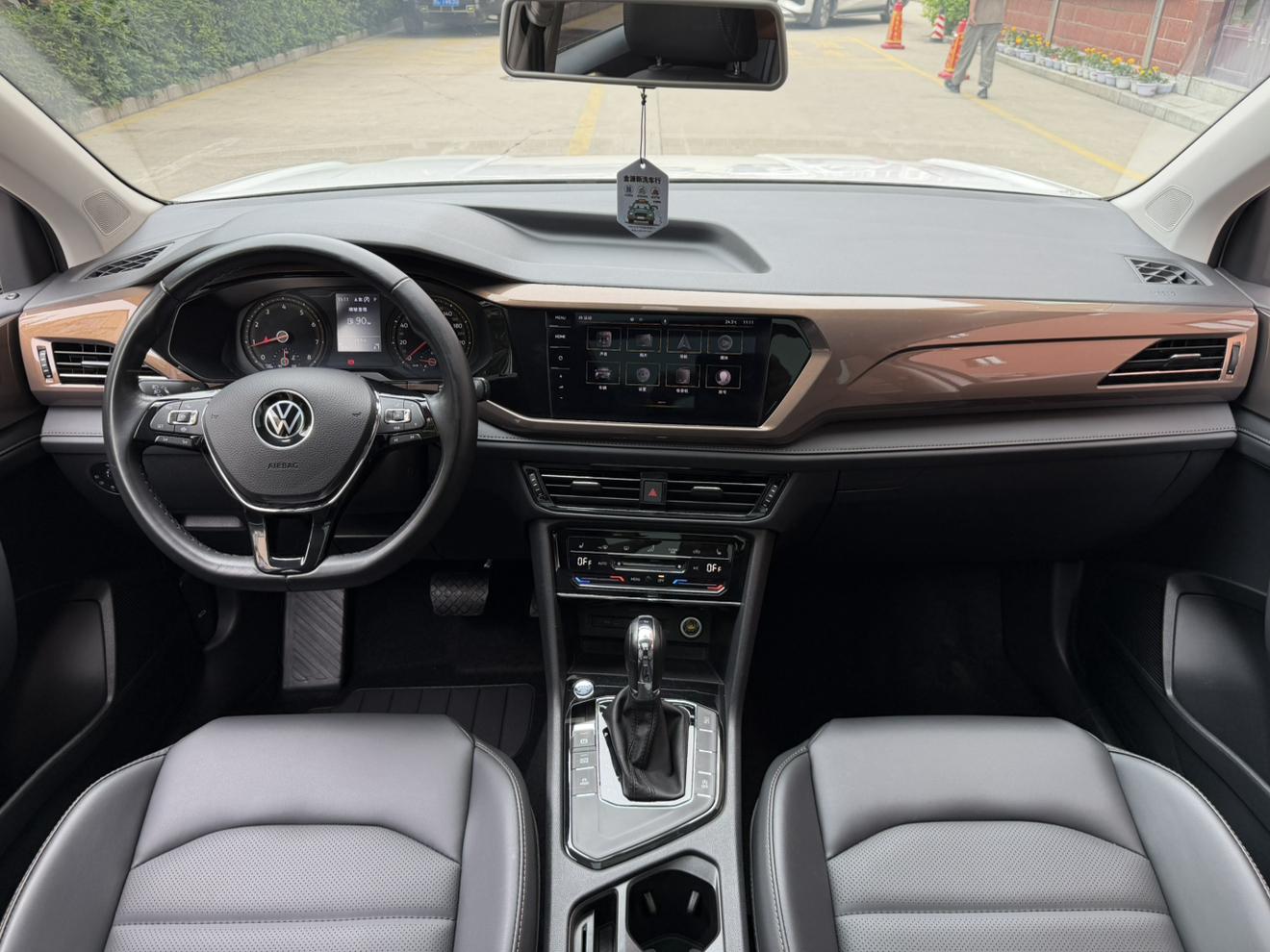 Volkswagen Tharu 2021 280TSI 2WD Luxury PLUS