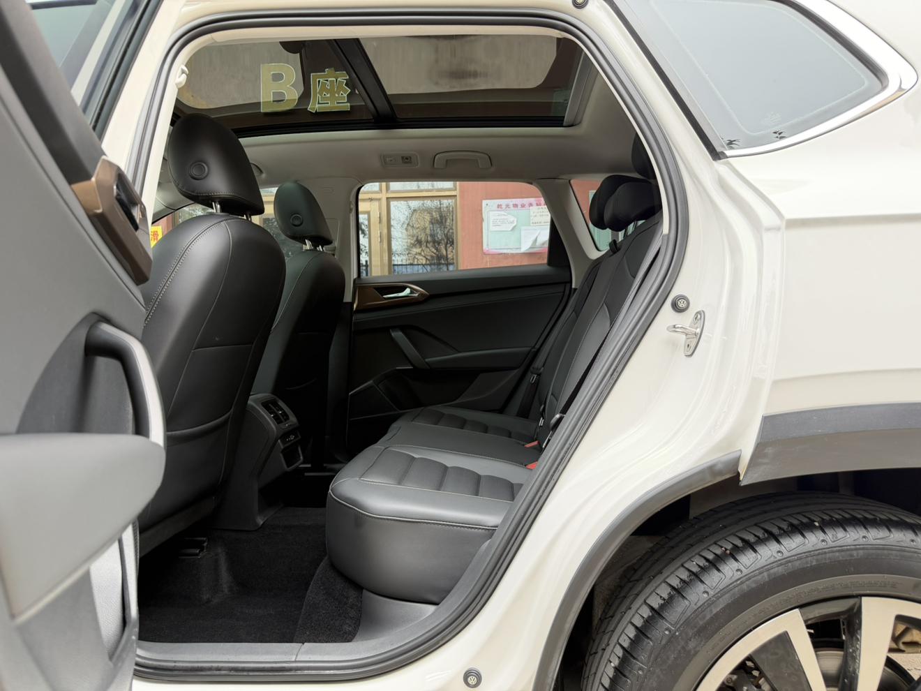 Volkswagen Tharu 2021 280TSI 2WD Luxury PLUS