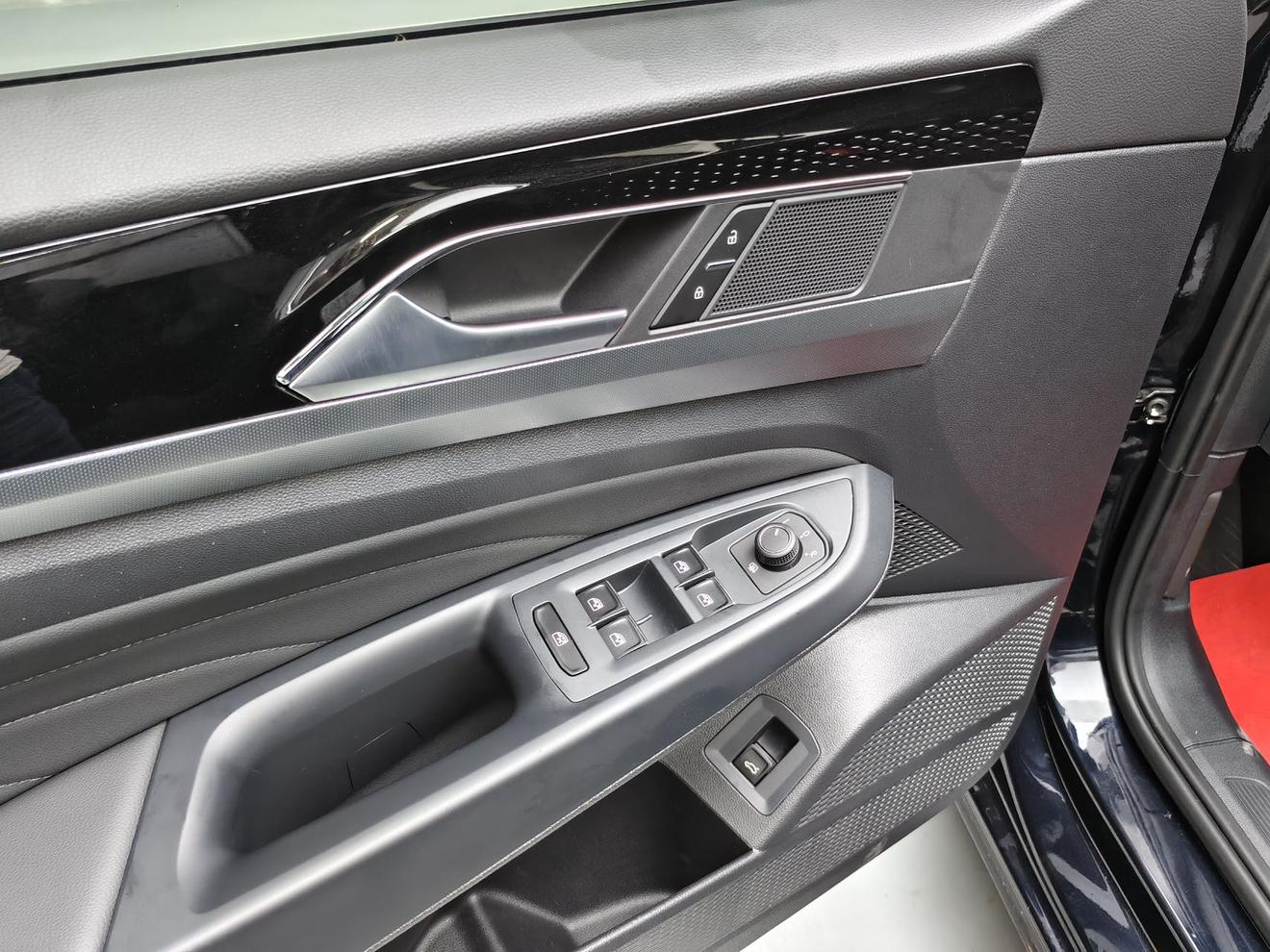 Volkswagen Passat 2022 280TSI Business