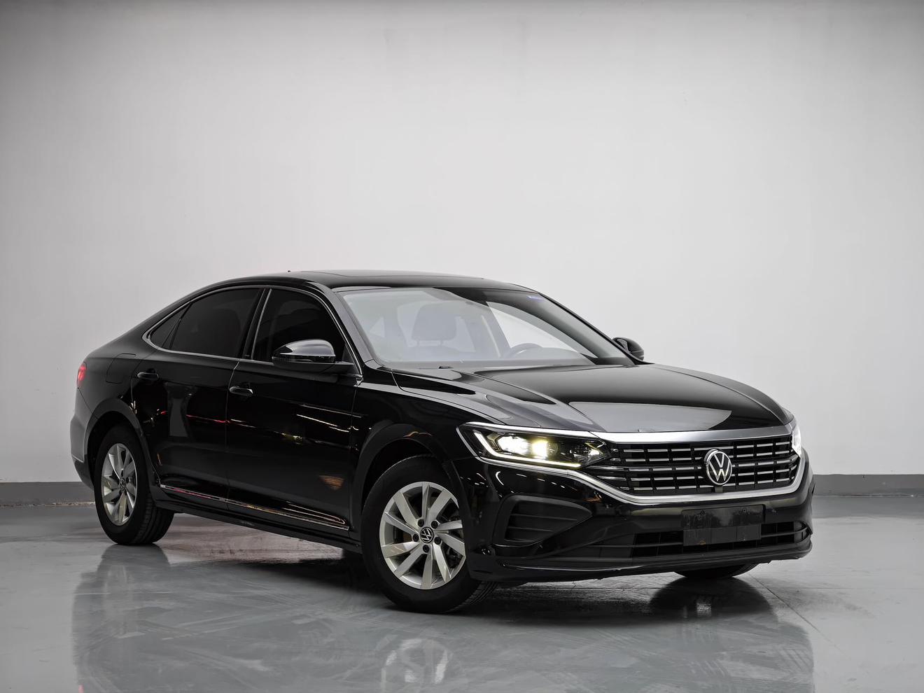 Volkswagen Passat 2022 280TSI Business