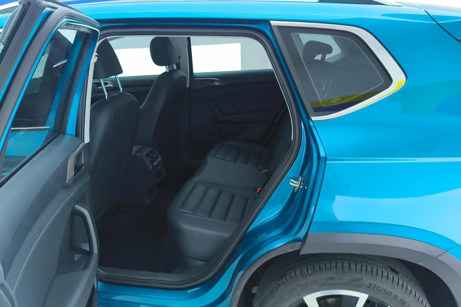 Volkswagen Tharu 2019 330TSI 4WD Luxury China VI