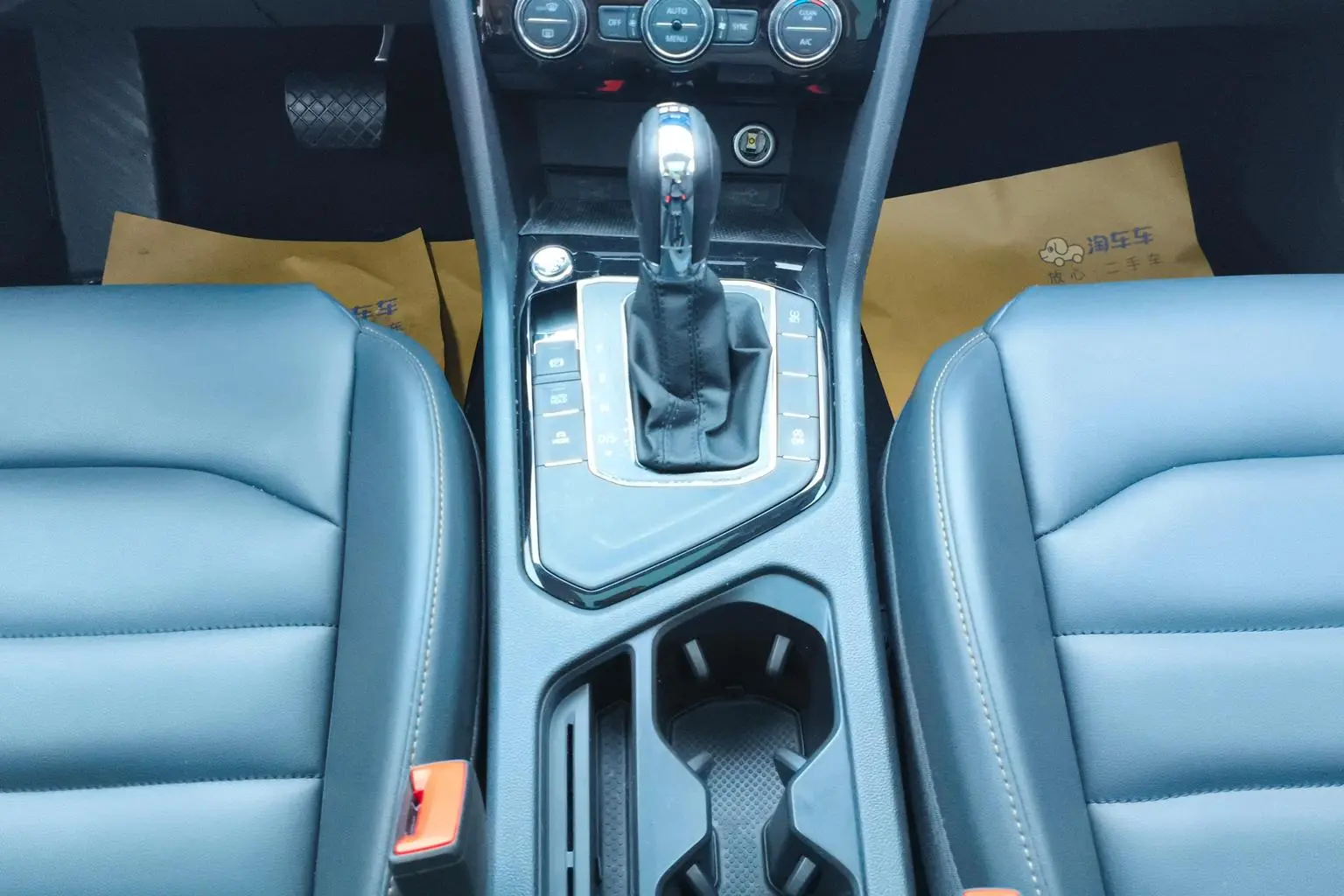 Volkswagen Tharu 2019 330TSI 4WD Luxury China VI