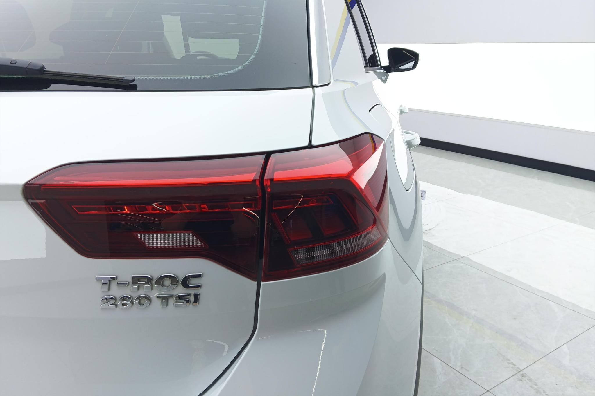 Volkswagen T-Roc 2018 280TSI DSG 2WD Comfort China V