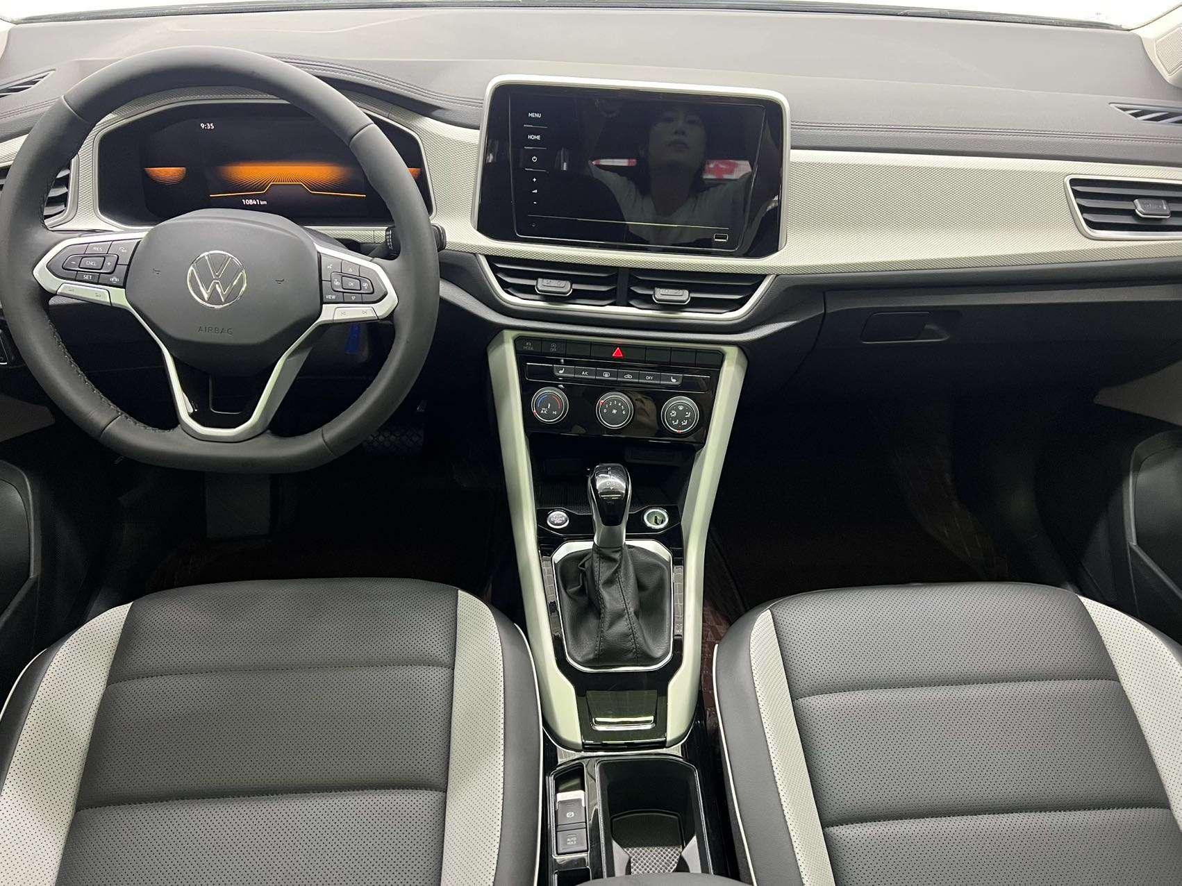 Volkswagen T-Roc 2023 280TSI DSG