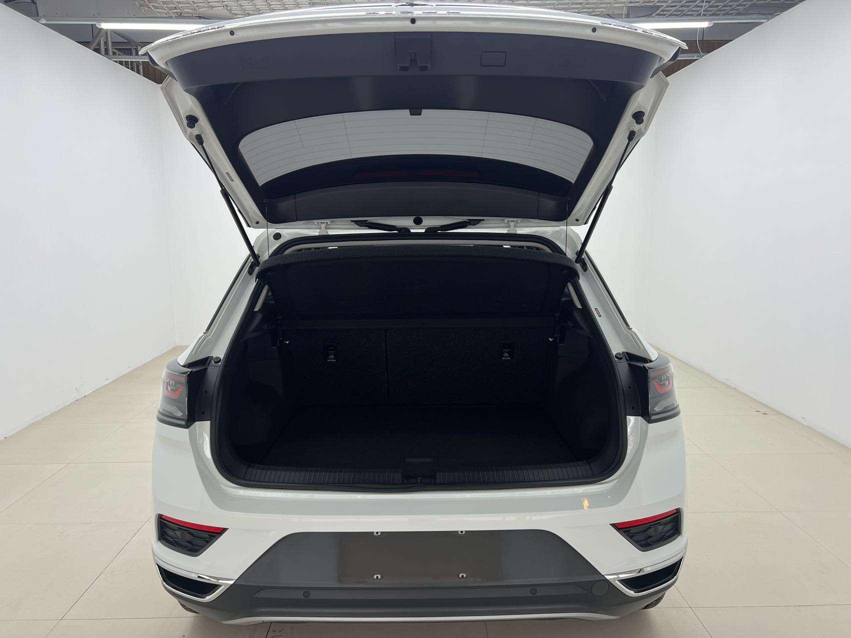 Volkswagen T-Roc 2023 280TSI DSG