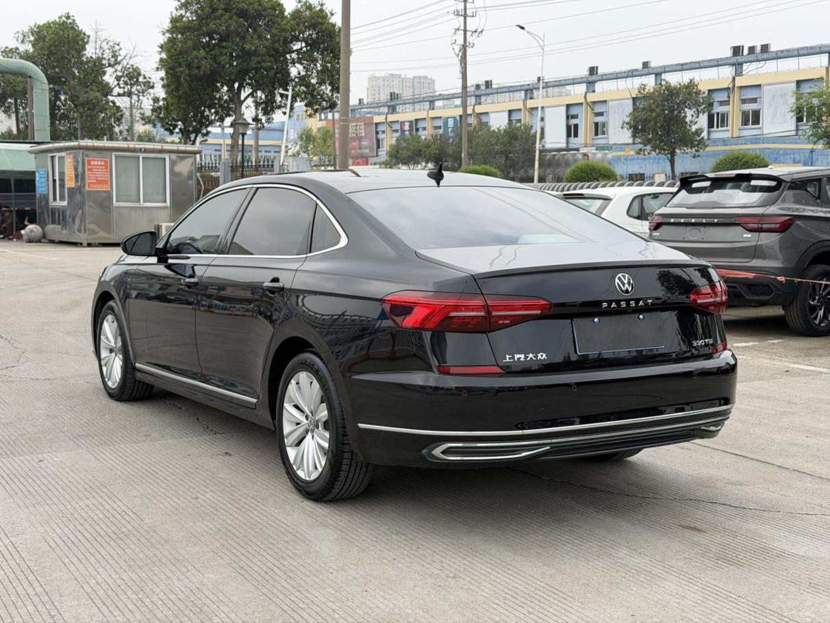 Volkswagen Passat 2021 330TSI Elite