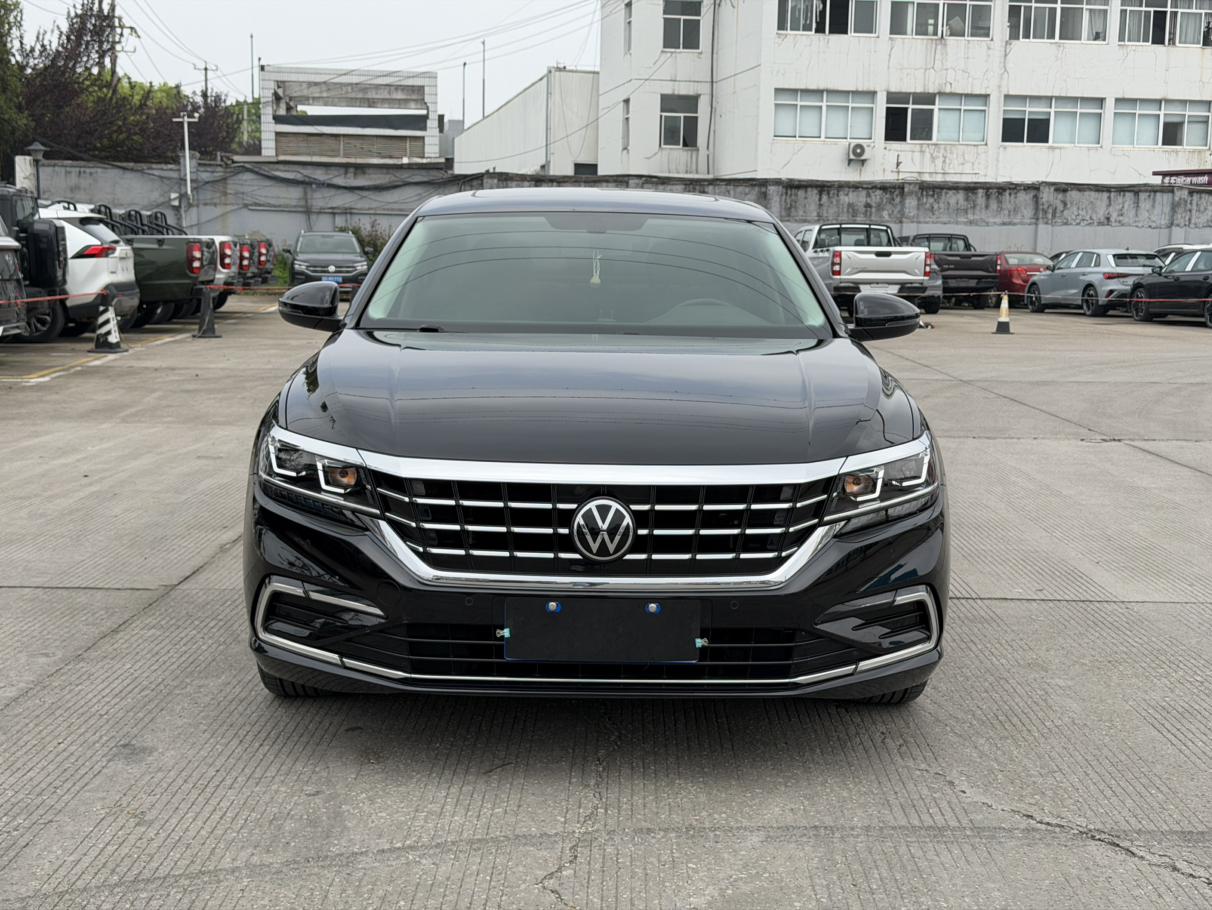 Volkswagen Passat 2021 330TSI Elite