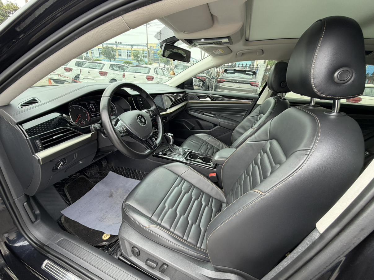 Volkswagen Passat 2021 330TSI Elite