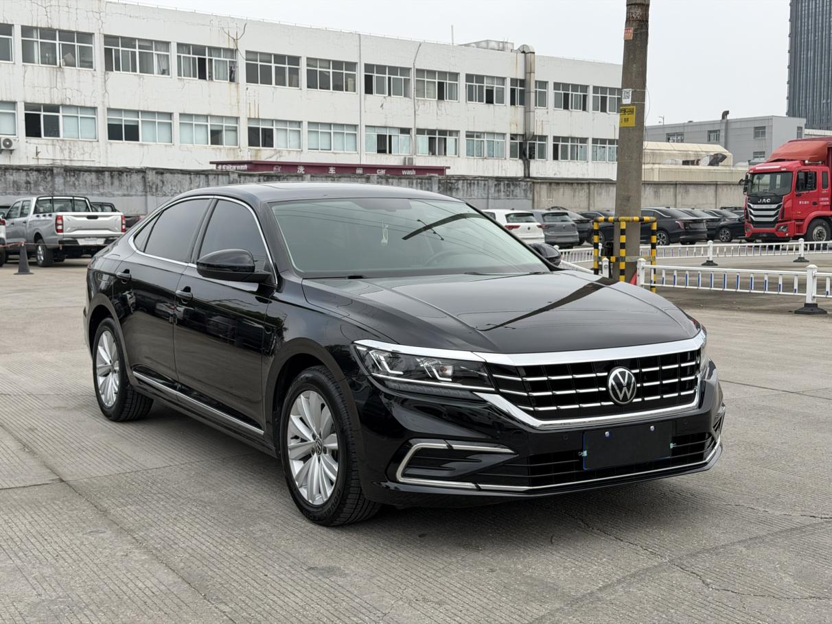 Volkswagen Passat 2021 330TSI Elite