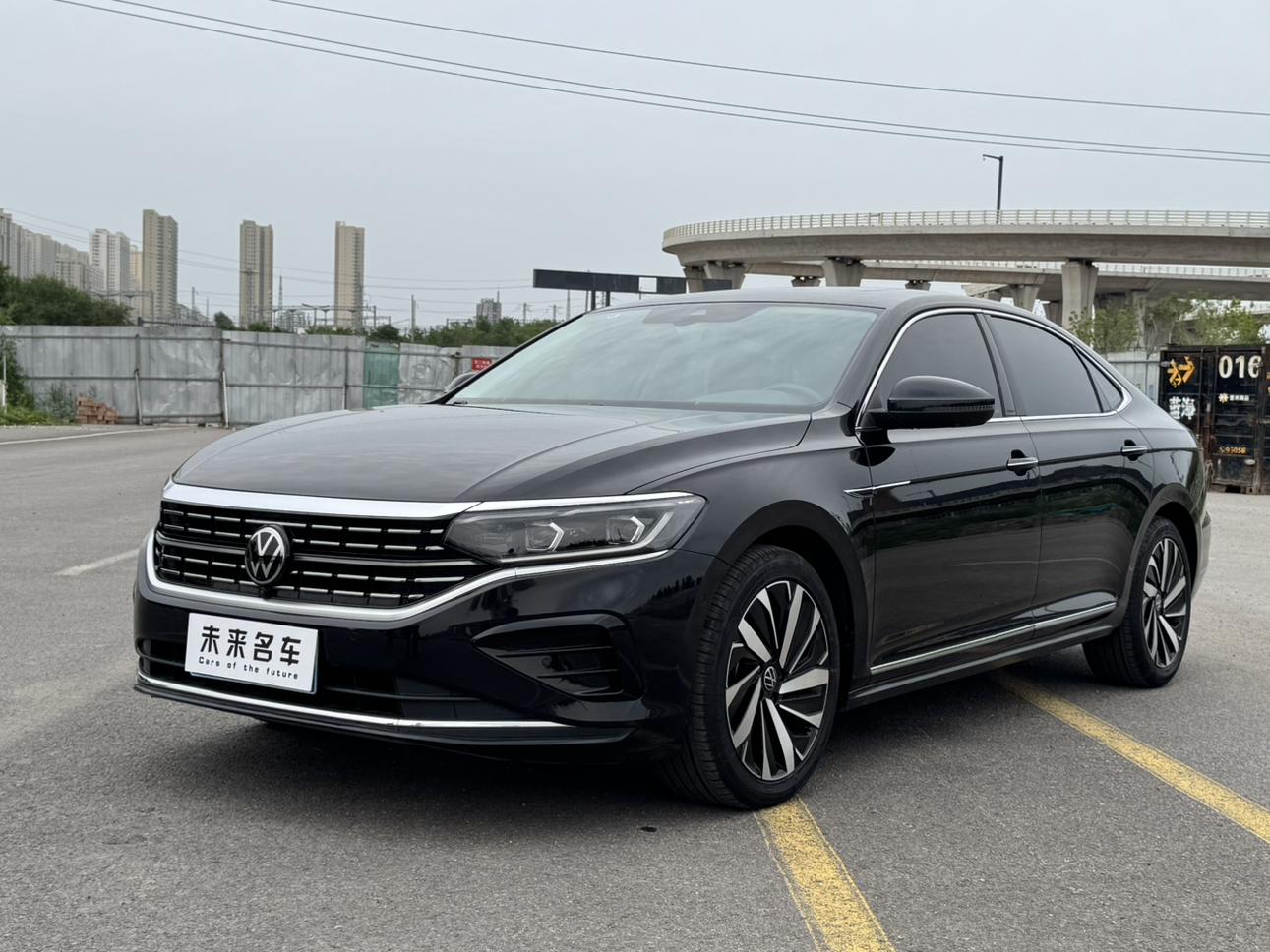 Volkswagen Passat 2023 Facelift 330TSI Luxury