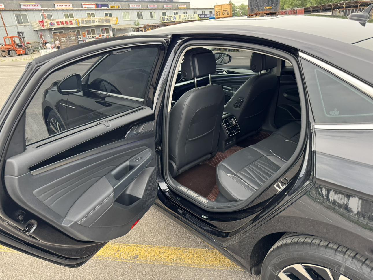 Volkswagen Passat 2023 Facelift 330TSI Luxury