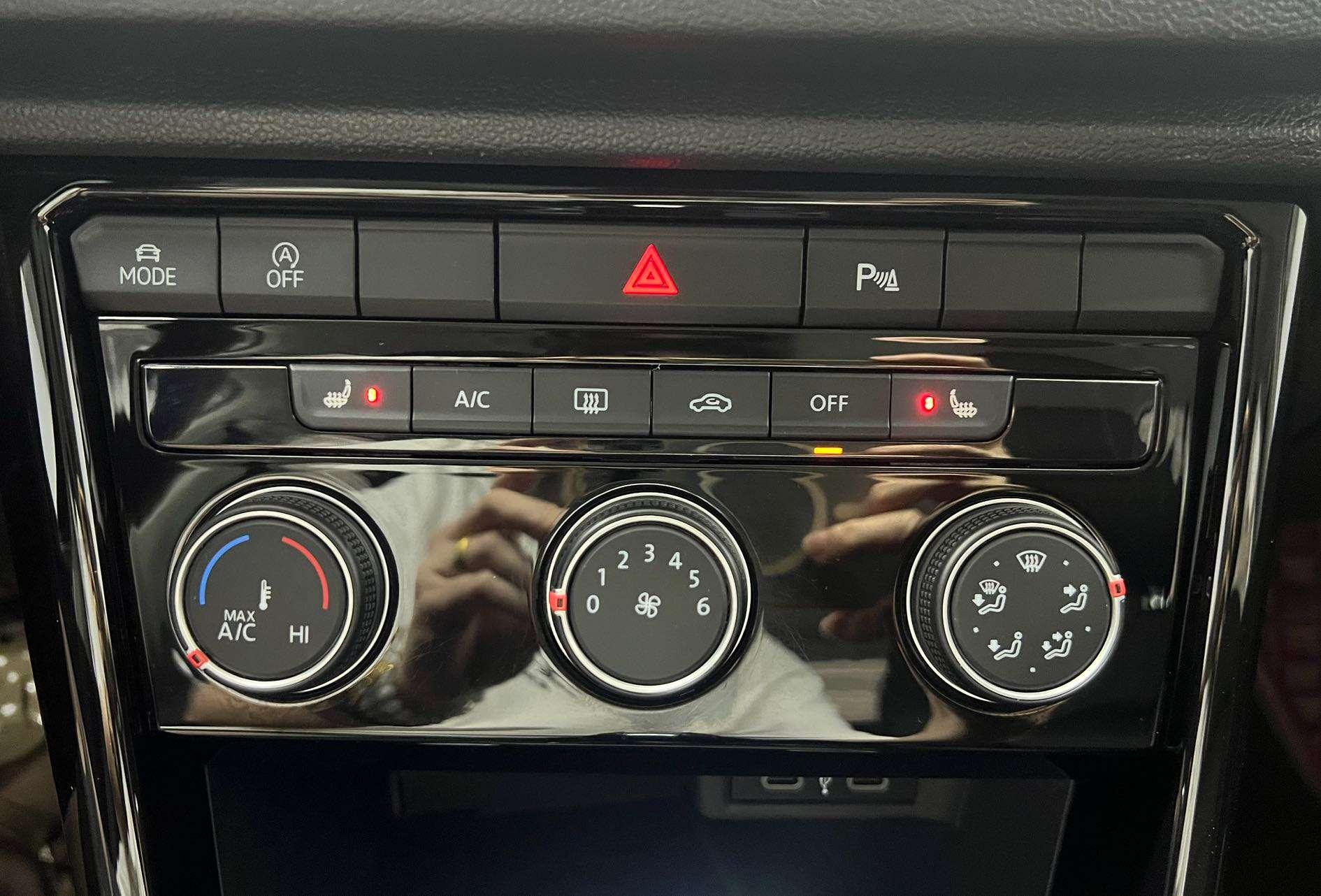 Volkswagen T-Roc 2022 280TSI DSG 2WD PLUS