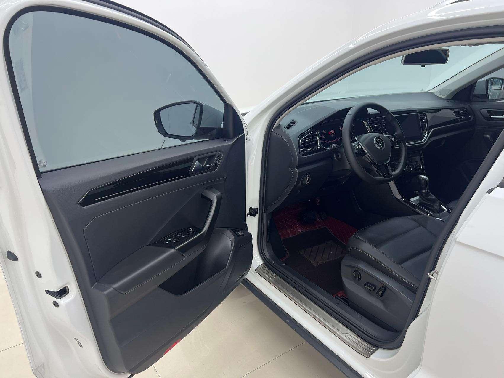Volkswagen T-Roc 2022 280TSI DSG 2WD PLUS