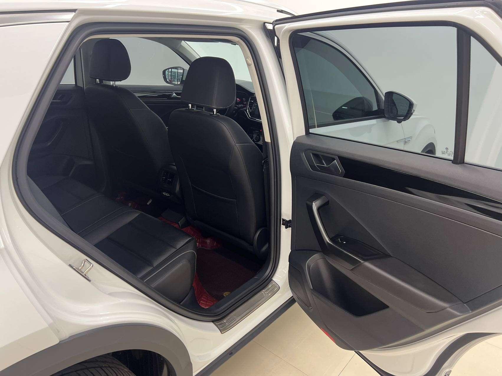 Volkswagen T-Roc 2022 280TSI DSG 2WD PLUS