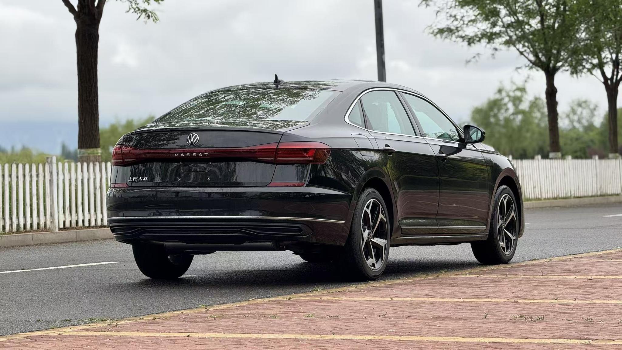 Volkswagen Passat 2026 330TSI Star Elite