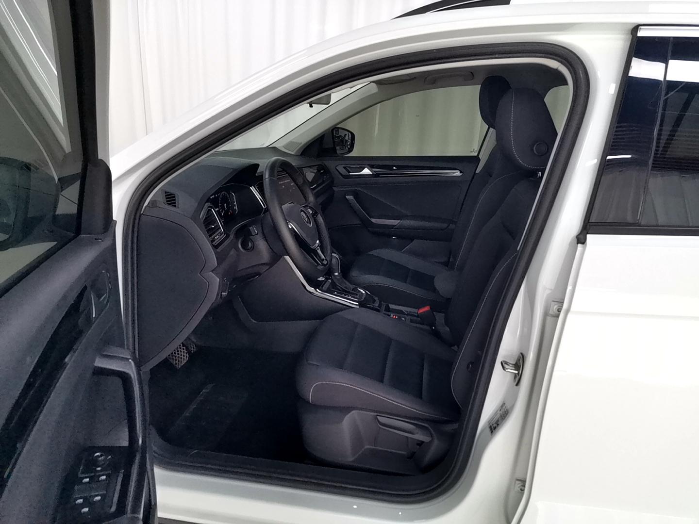 Volkswagen T-Roc 2021 280TSI DSG 2WD Comfort Smart Connected