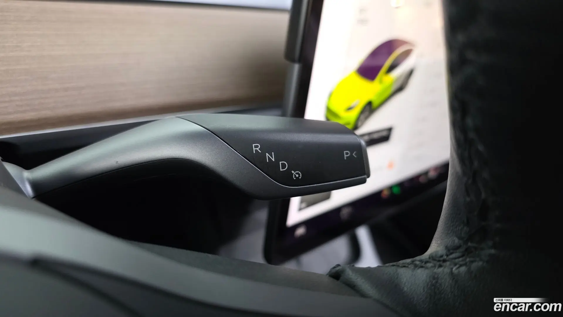 Tesla Model Y Standard Range RWD