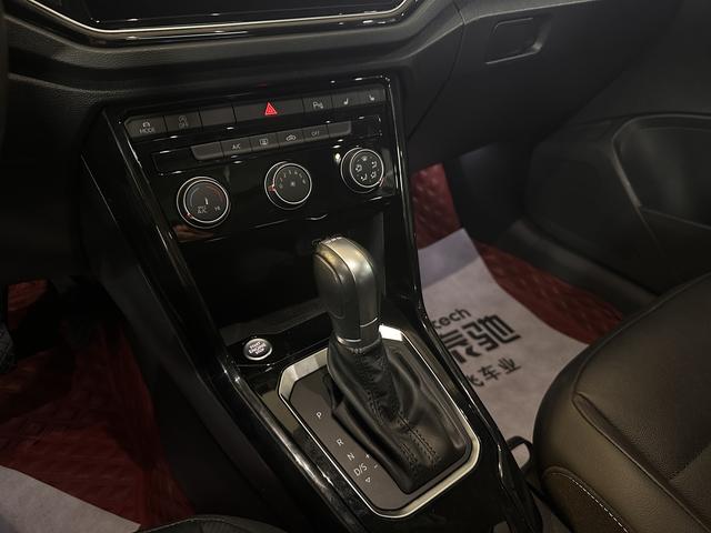 Volkswagen T-Roc 2021 280TSI DSG 2WD Shu Smart Connected